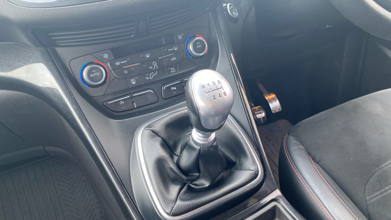 Ford Kuga 1.5 TDCi ST-Line 5dr 2WD Diesel Estate
